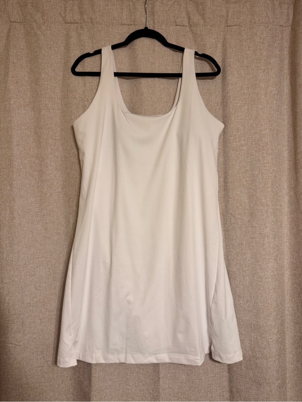Old Navy White Scoop Neck Tennis Dress With Shorts